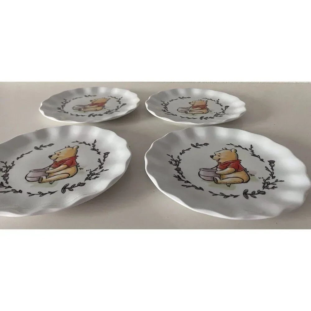 Set Of 4 Disney Winnie The Pooh Walk Along Scalloped‎ Dinner Ceramic Plates NEW